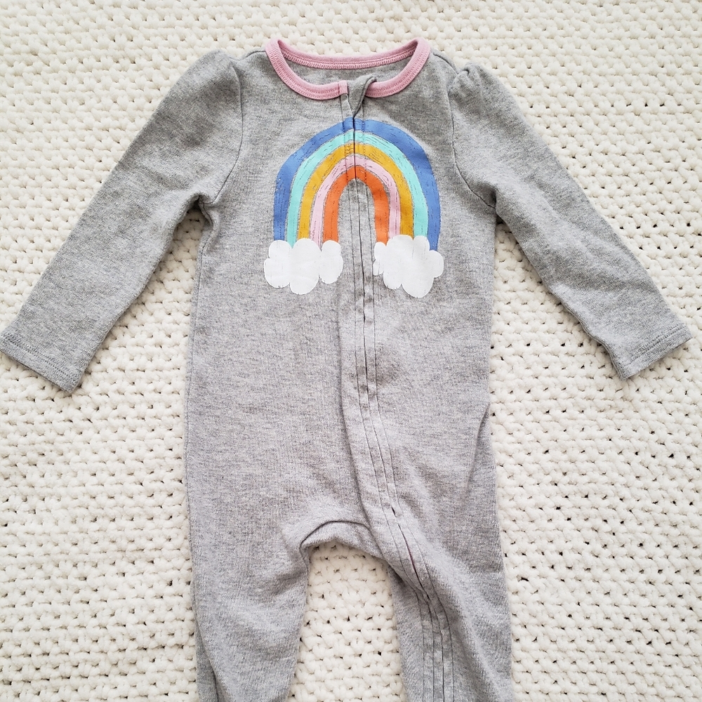 Baby girl rainbow zip footed sleeper 6-9M